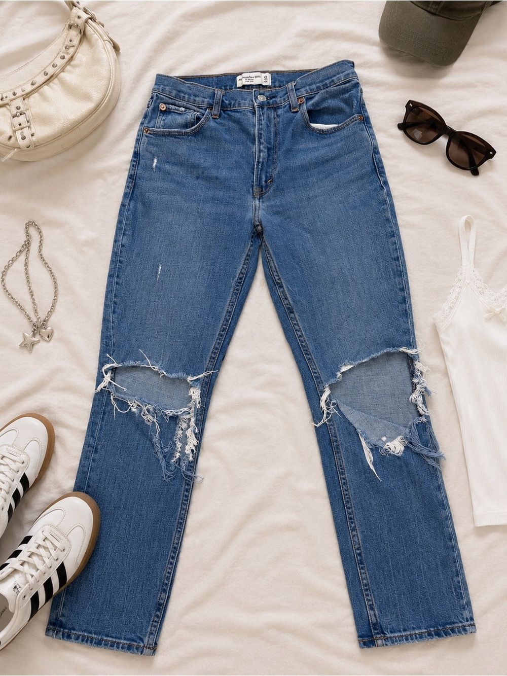 Abercrombie & Fitch The Skinny High Rise Distressed Jeans 27/4 Short